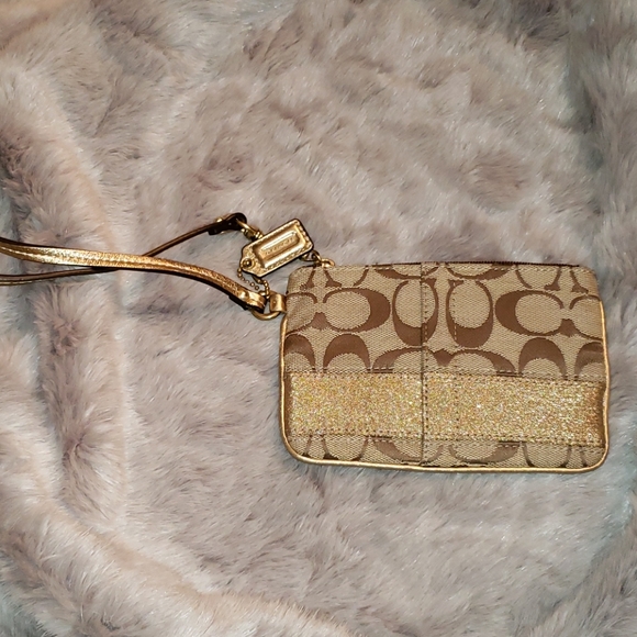 Coach wristlet - Picture 3 of 4